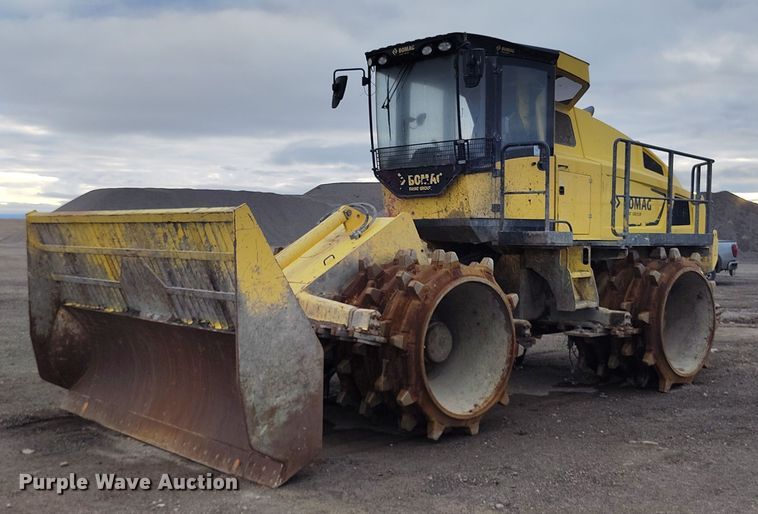 2019 Bomag BC 473-4 landfill compactor - DT0832
