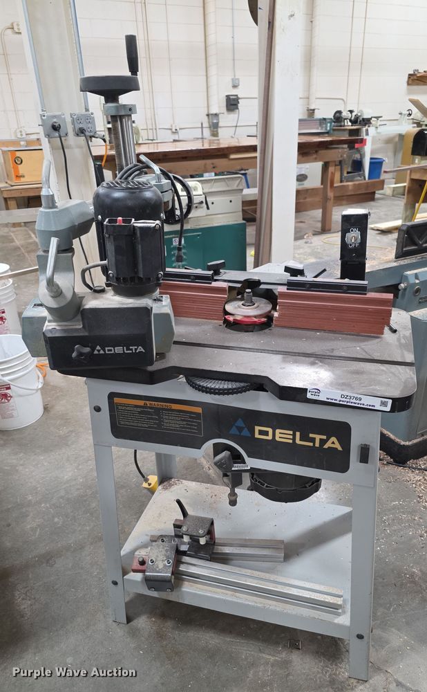 Delta router - DZ3769