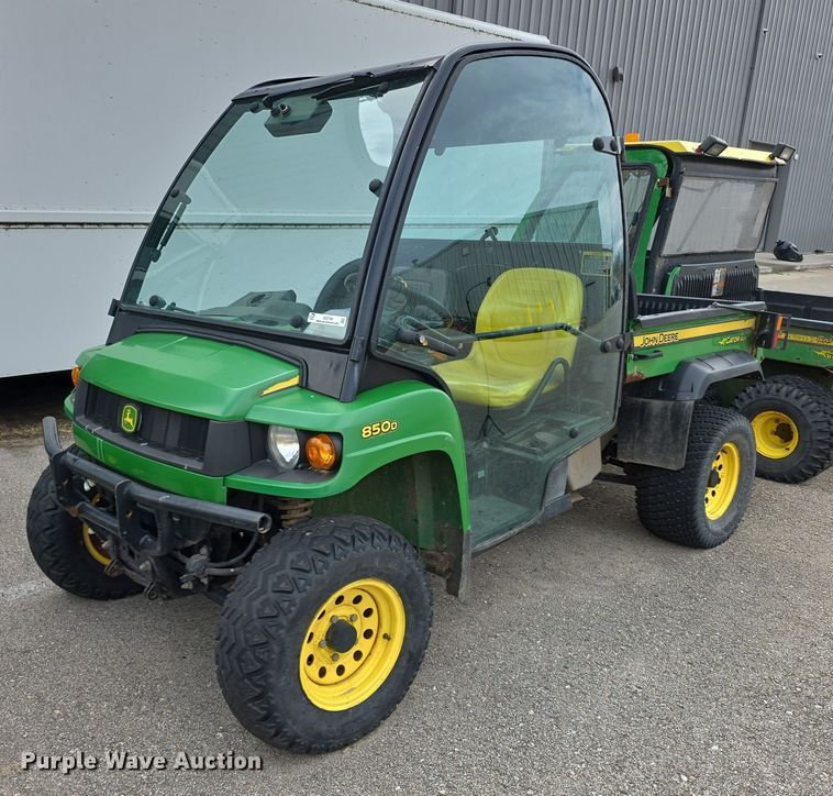 2009 John Deere 850D Gator XUV utility vehicle - DZ3796