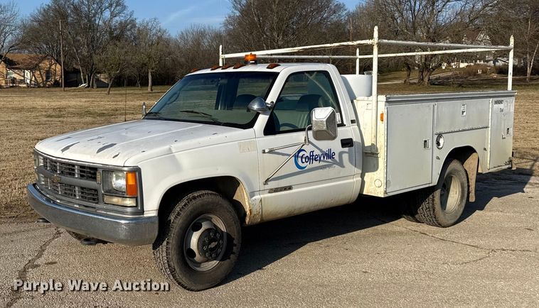 1995 Chevrolet C3500 utility bed pickup truck - EC4496