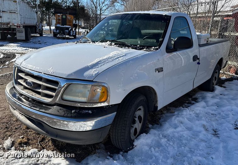 2002 Ford F150 pickup truck - EP2769