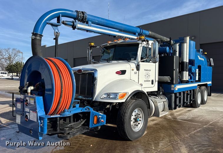 2014 Peterbilt 348 sewer jetter truck - ER0345