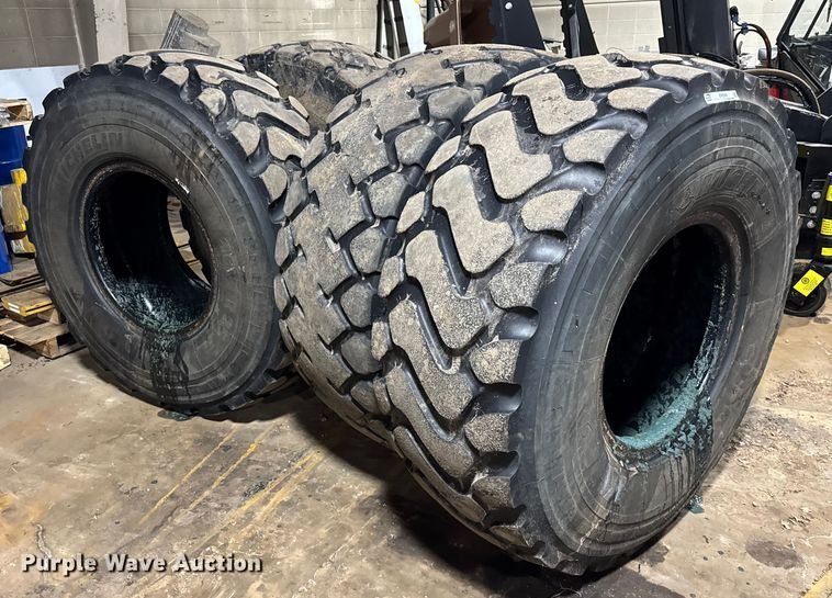 Michelin 20.5R25 wheel loader tires - ER0369