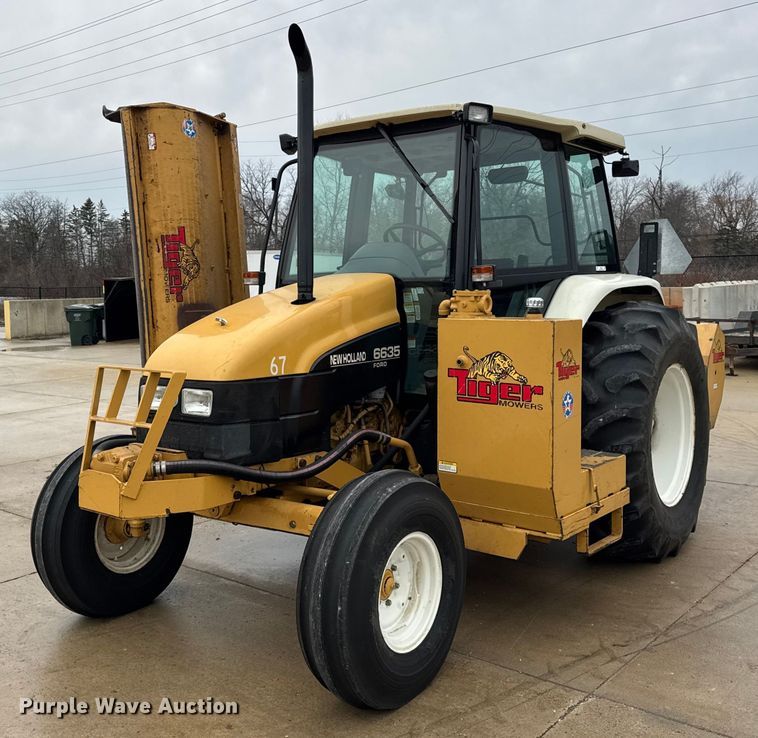 1997 New Holland 6635 tractor - ER0376