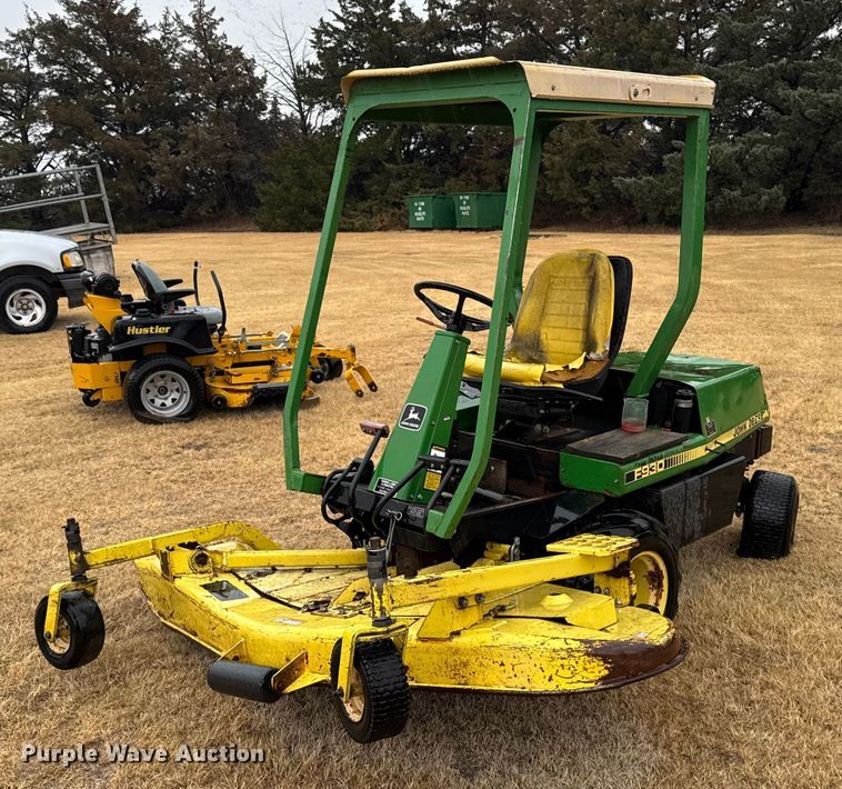 John Deere F930 lawn mower - FB0557