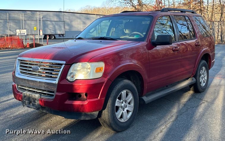 2009 Ford Explorer XLT SUV - FI1611