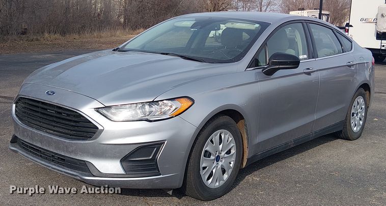2020 Ford Fusion  - OJ9935