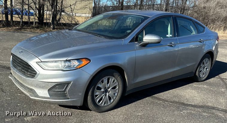 2020 Ford Fusion  - OJ9936