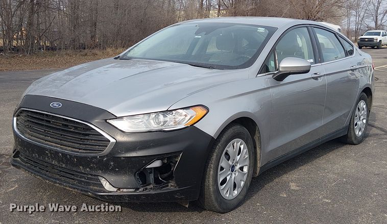 2020 Ford Fusion  - OJ9940