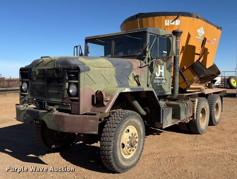 1985 AM General M931A1 feed mixer truck - EP2728
