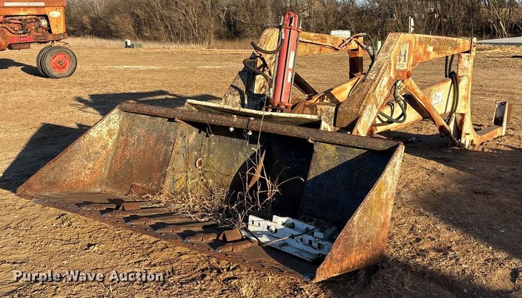 International 2001 Loader tractor loader - FG2523