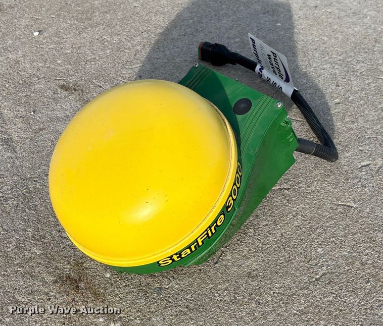 John Deere StarFire 3000 GPS receiver - FI1601