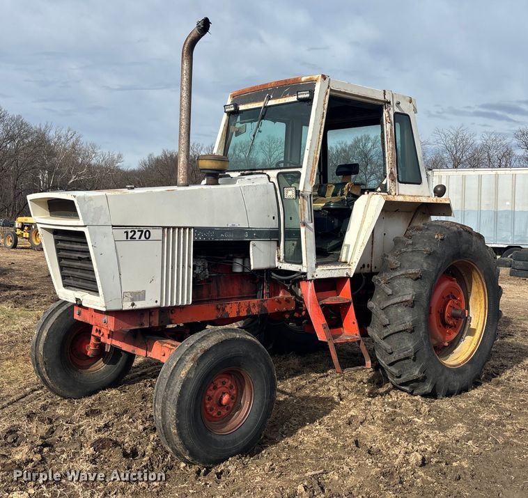 Case 1270 Agri King tractor - OE9299