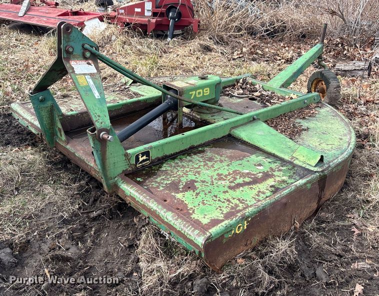 John Deere 709 rotary mower - OE9313