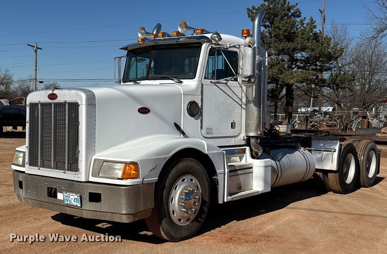 1992 Peterbilt 377 semi truck - ES5661