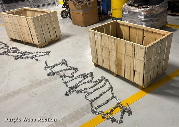 (20) 295/75R22.5 tire chains - FB0579