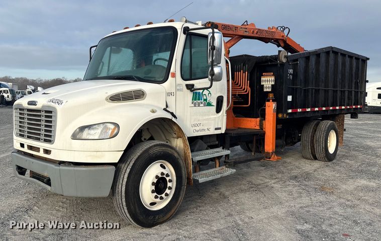 2008 Freightliner Business Class M2 grapple truck - YA1604