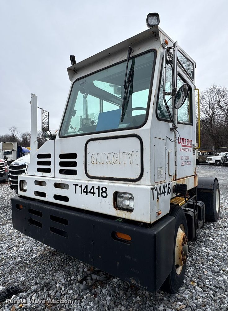 2004 Capacity TJ5000 yard truck - YA1708