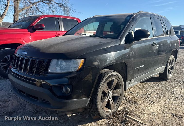 2012 Jeep Compass SUV - DQ4212