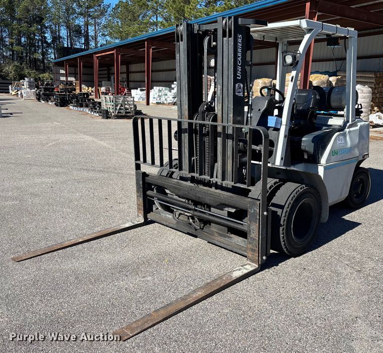 2016 UniCarriers PF80YLP forklift - DU0355