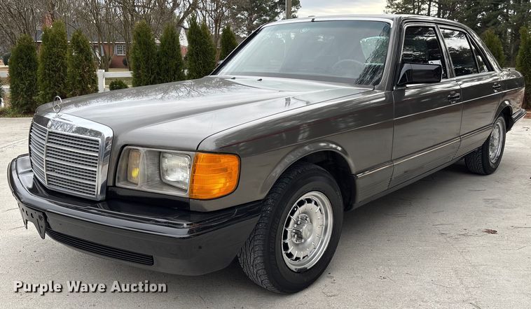 1985 Mercedes-Benz 126  - DU0360