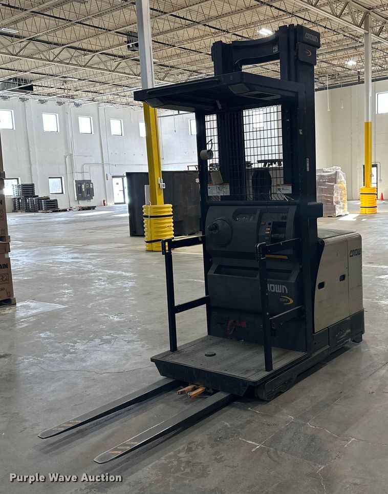 2016 Crown SP3520-30 order picker - DW4493
