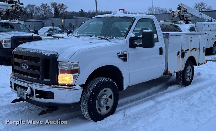 2008 Ford F250 Super Duty XL utility bed pickup truck - EA2133