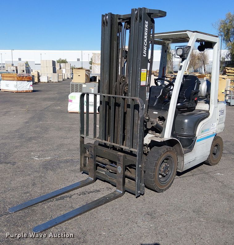 2017 UniCarriers PF50 forklift - EE5104
