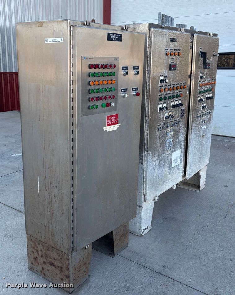 (3) electrical control cabinets - EN5937