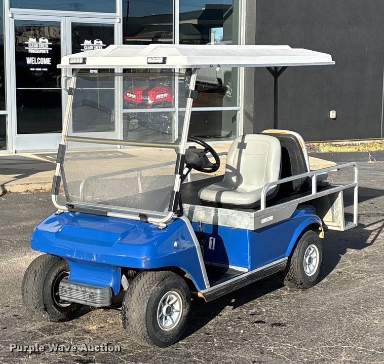 2002 Club Car golf cart - EN5946