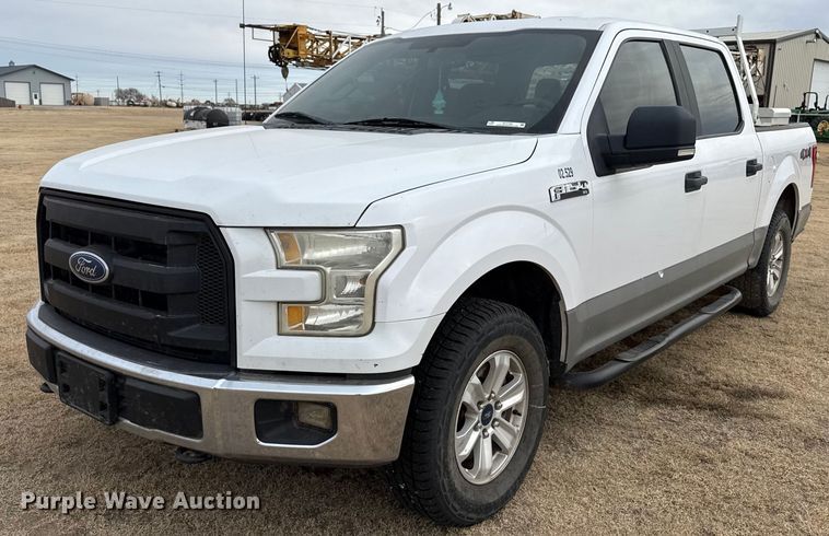 2015 Ford F150 Crew Cab pickup truck - EP2766