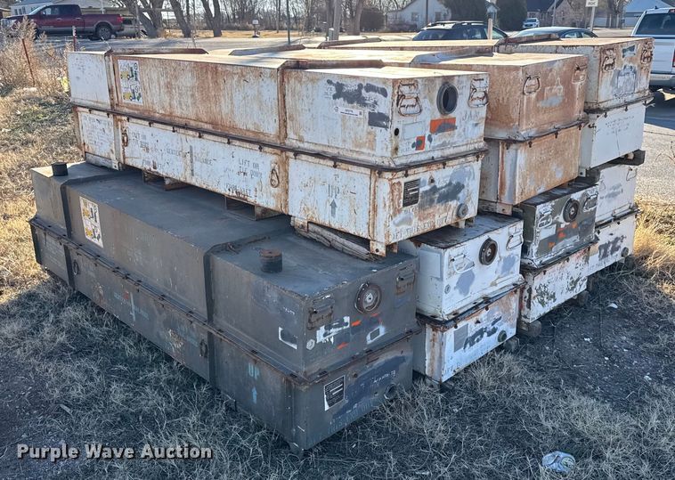 (7) steel storage boxes - EP2779