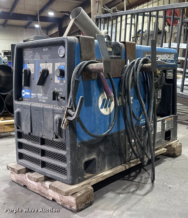 Miller Bobcat welder/generator - ET4353