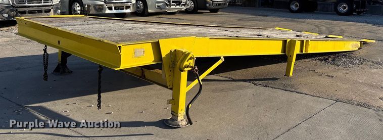 General engine loading dock ramp - FB3481
