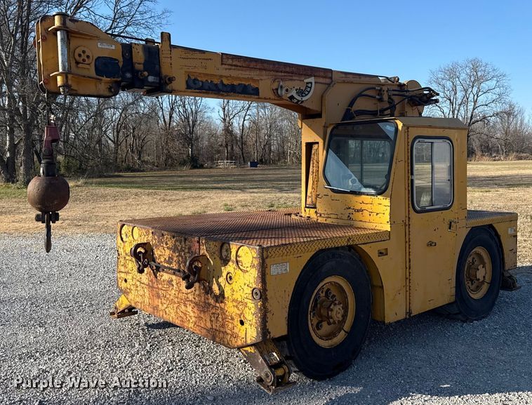 Grove IND-24 crane - DQ4199