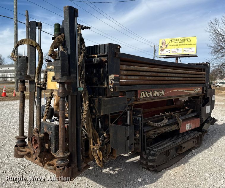 2004 Ditch Witch JT1220 directional boring unit - DQ4209