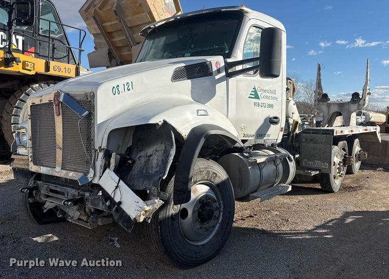 2020 Kenworth T880 ready mix truck - DQ4232
