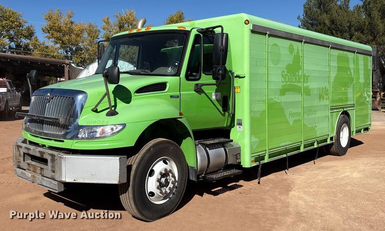 2009 International MA025 delivery truck - EF6212