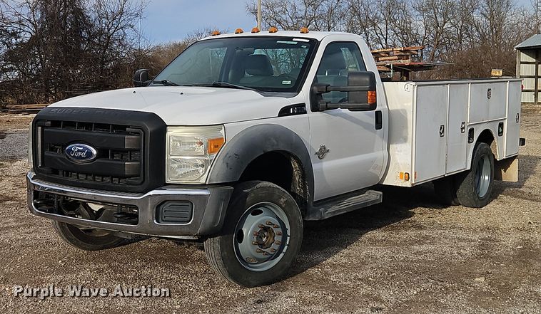 2011 Ford F550 utility / service truck - EO4921