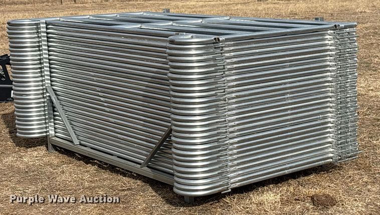 (27) livestock panels - EP2794