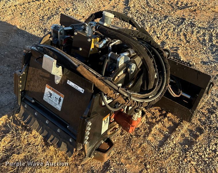 John Deere CP24E skid steer cold planer - ES5606