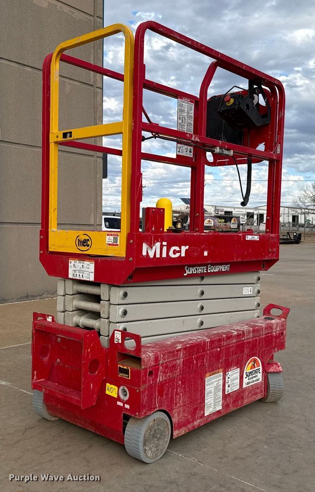 2022 MEC Micro 19 scissor lift - ES5663