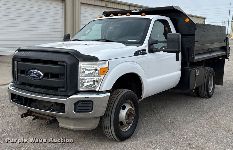 2011 Ford F350 Super Duty XL dump bed pickup truck - ES5712