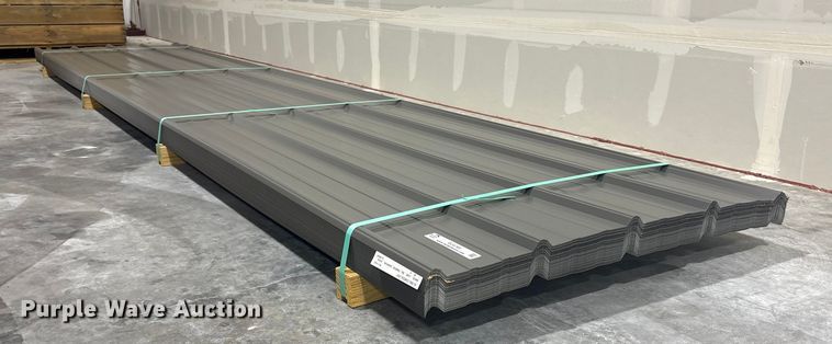 (100) sheets of Doerksen Metal Components metal siding/roofing  - EU4785