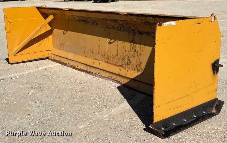 West Valley Mfg 12ft wheel loader snow pusher - EU7327