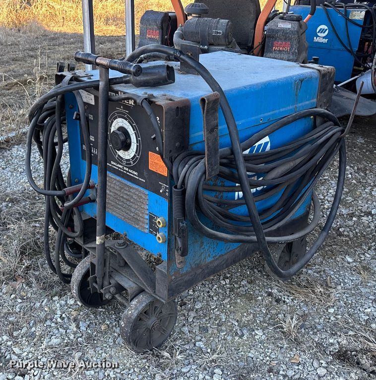 Miller Dialarc 250 welder - OE9274