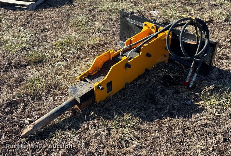 GIYI 680 skid steer breaker - OE9281