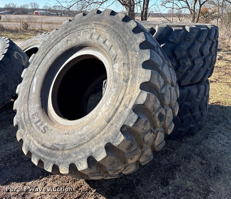 (3) 750/65R25 - OE9287