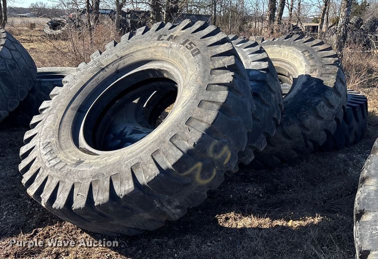 (7) 21.00-35 tires - OE9291