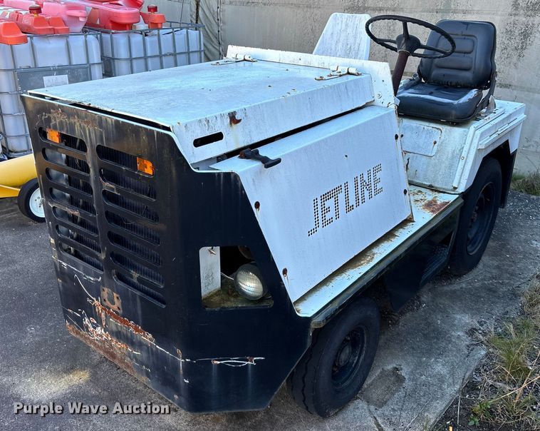 Jetline aircraft tug - DU0352